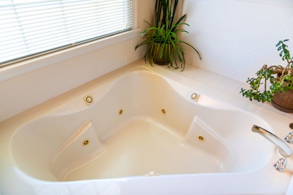 Soaking Tub Installation in Canal Winchester