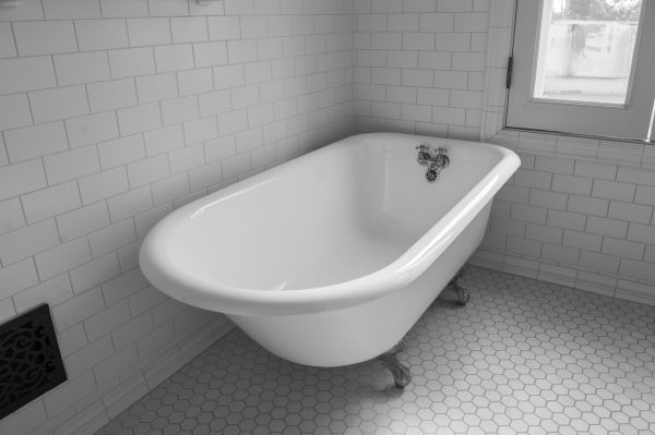 Cast Iron Tub Installation in Canal Winchester